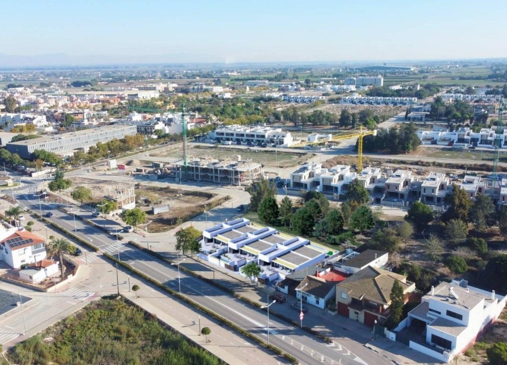 Obra nueva - Town House - Dolores - Sector 3