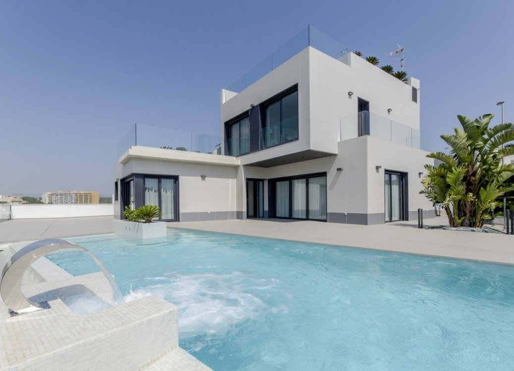 Obra nueva - Villa - Orihuela Costa - Campoamor