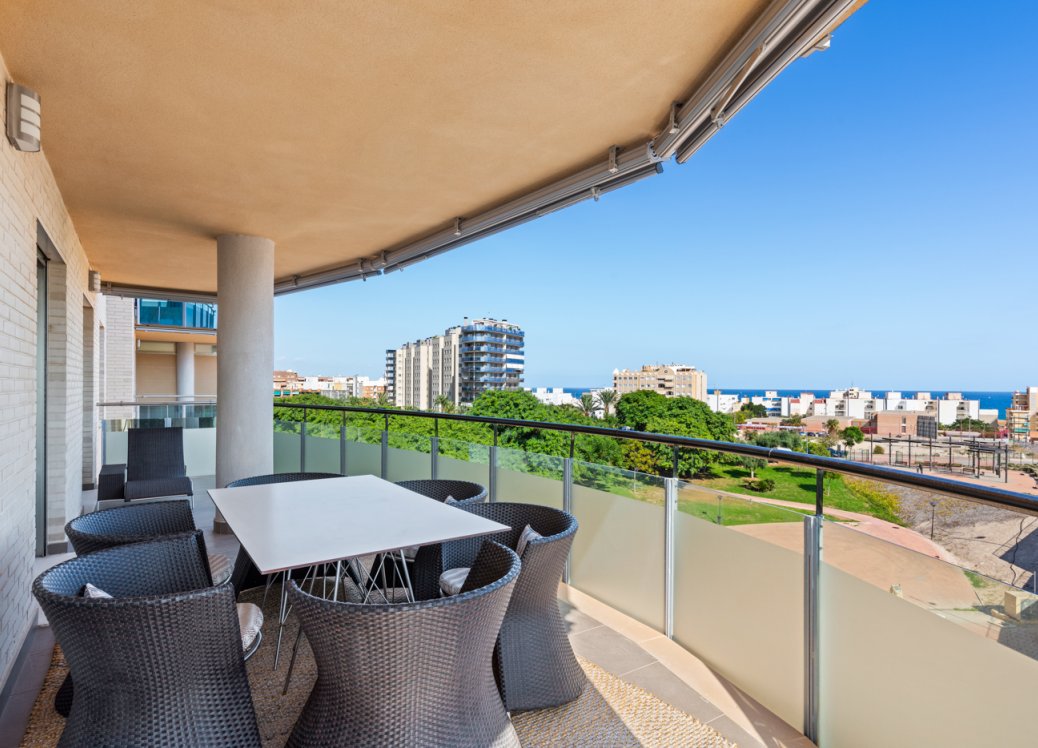 Resale - Apartment - El Campello - El Amerador