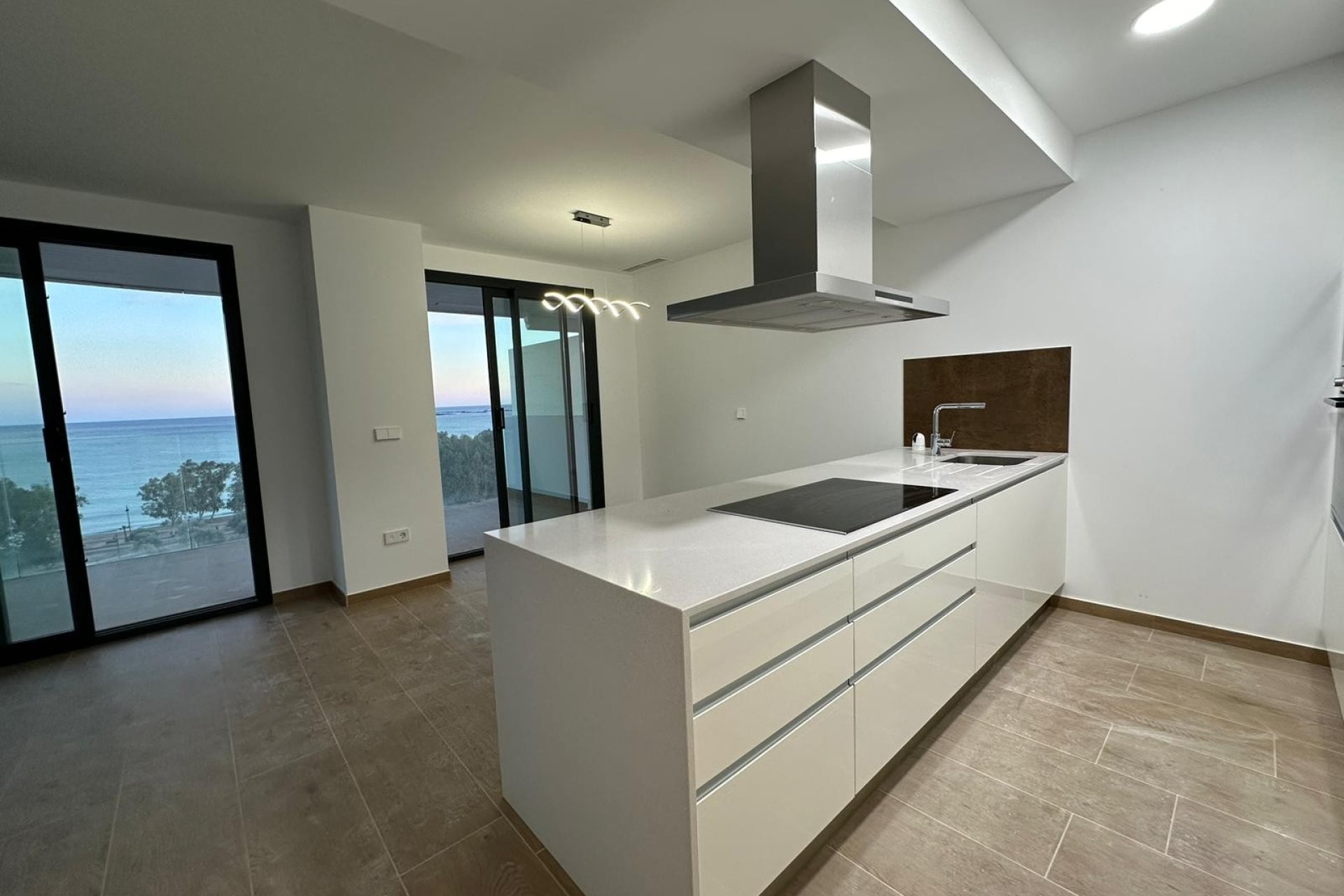 Resale - Apartment - Villajoyosa