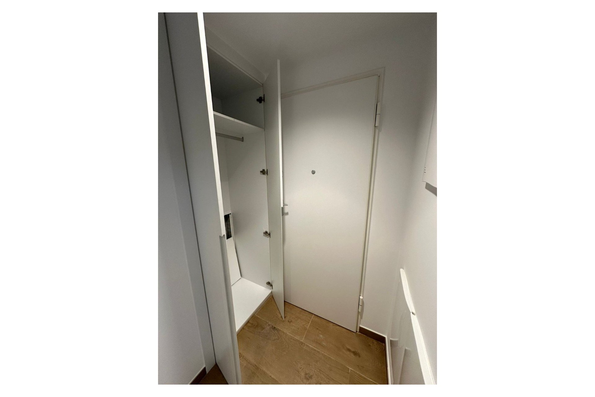 Resale - Apartment - Villajoyosa