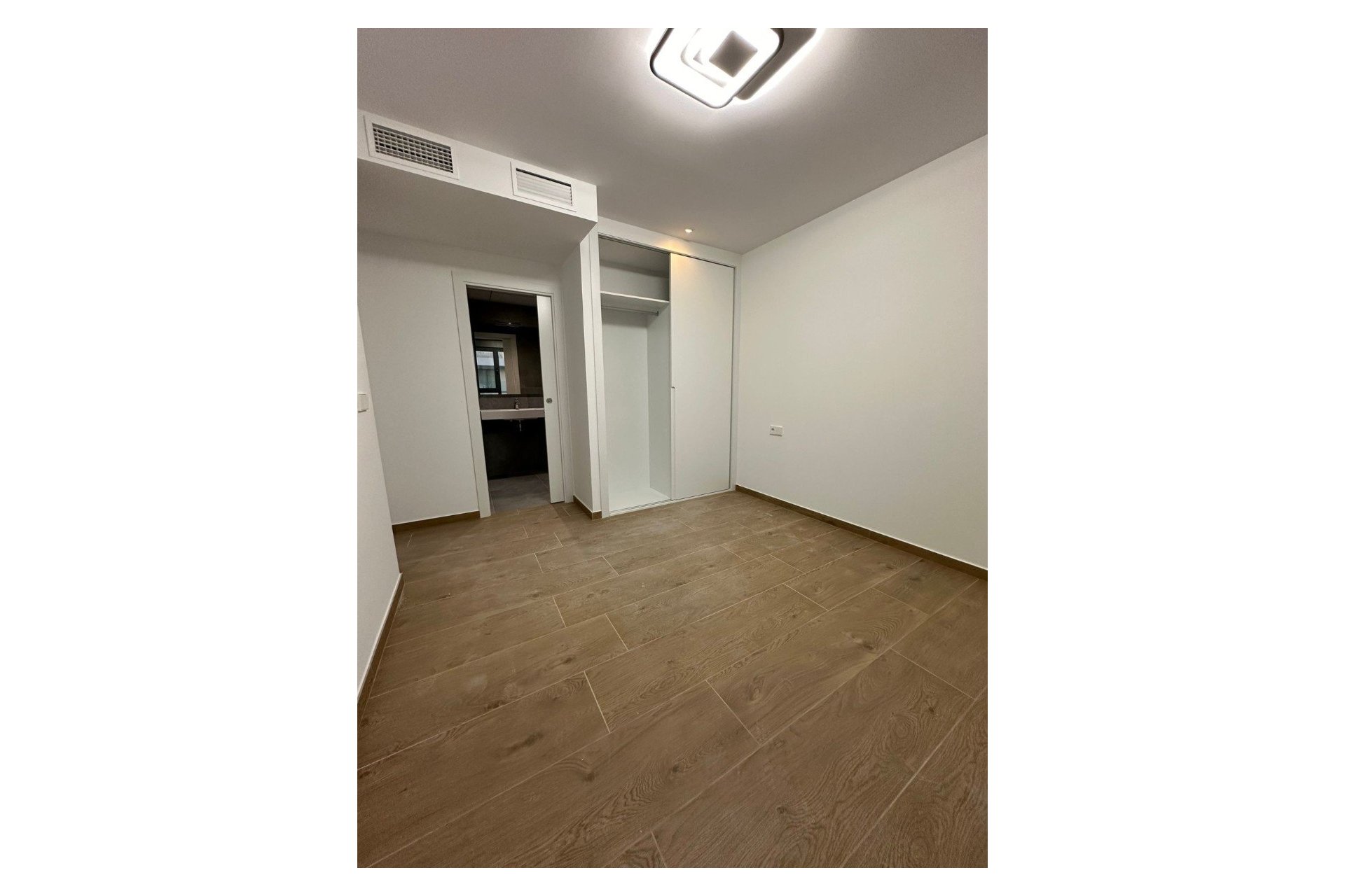 Resale - Apartment - Villajoyosa