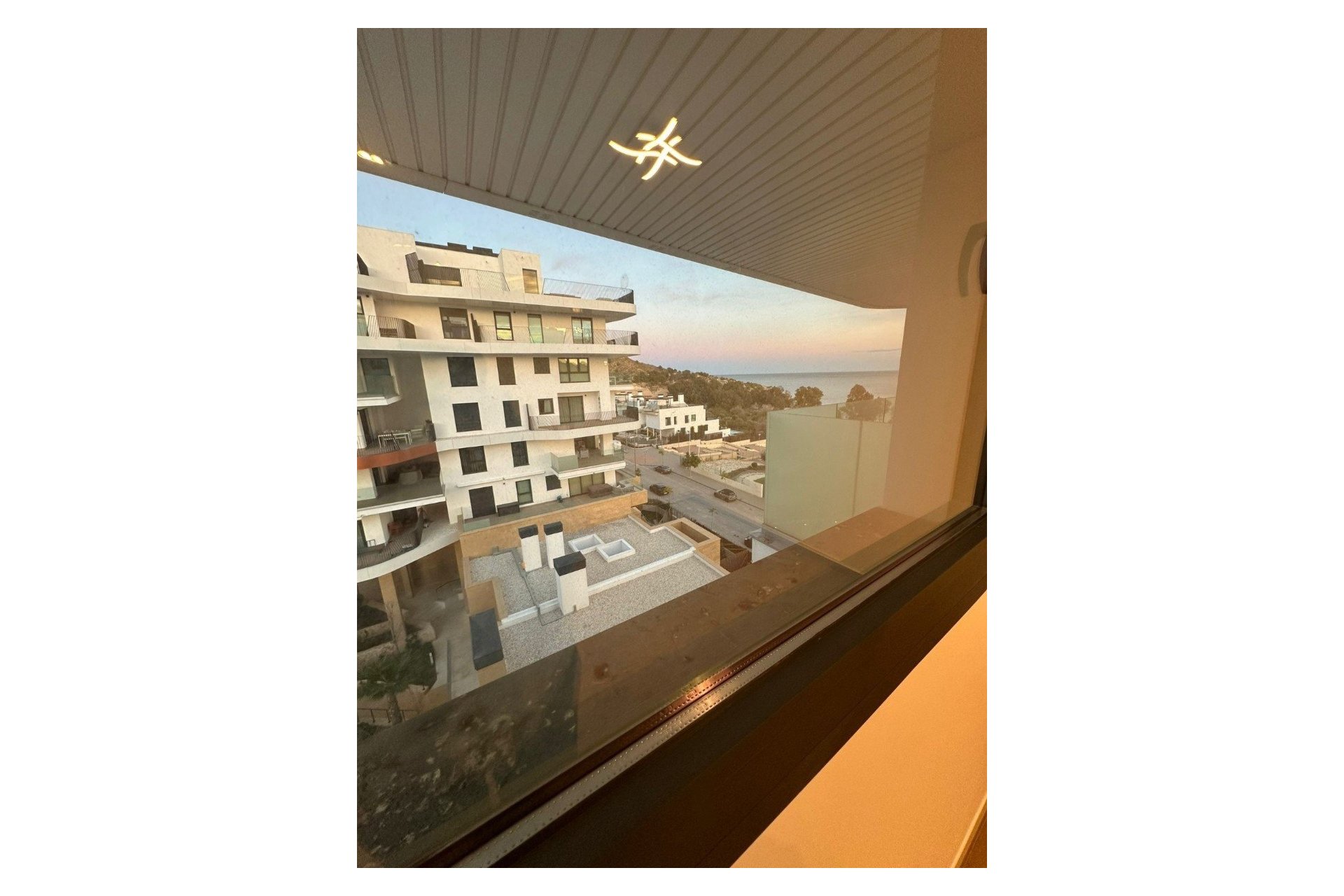 Resale - Apartment - Villajoyosa