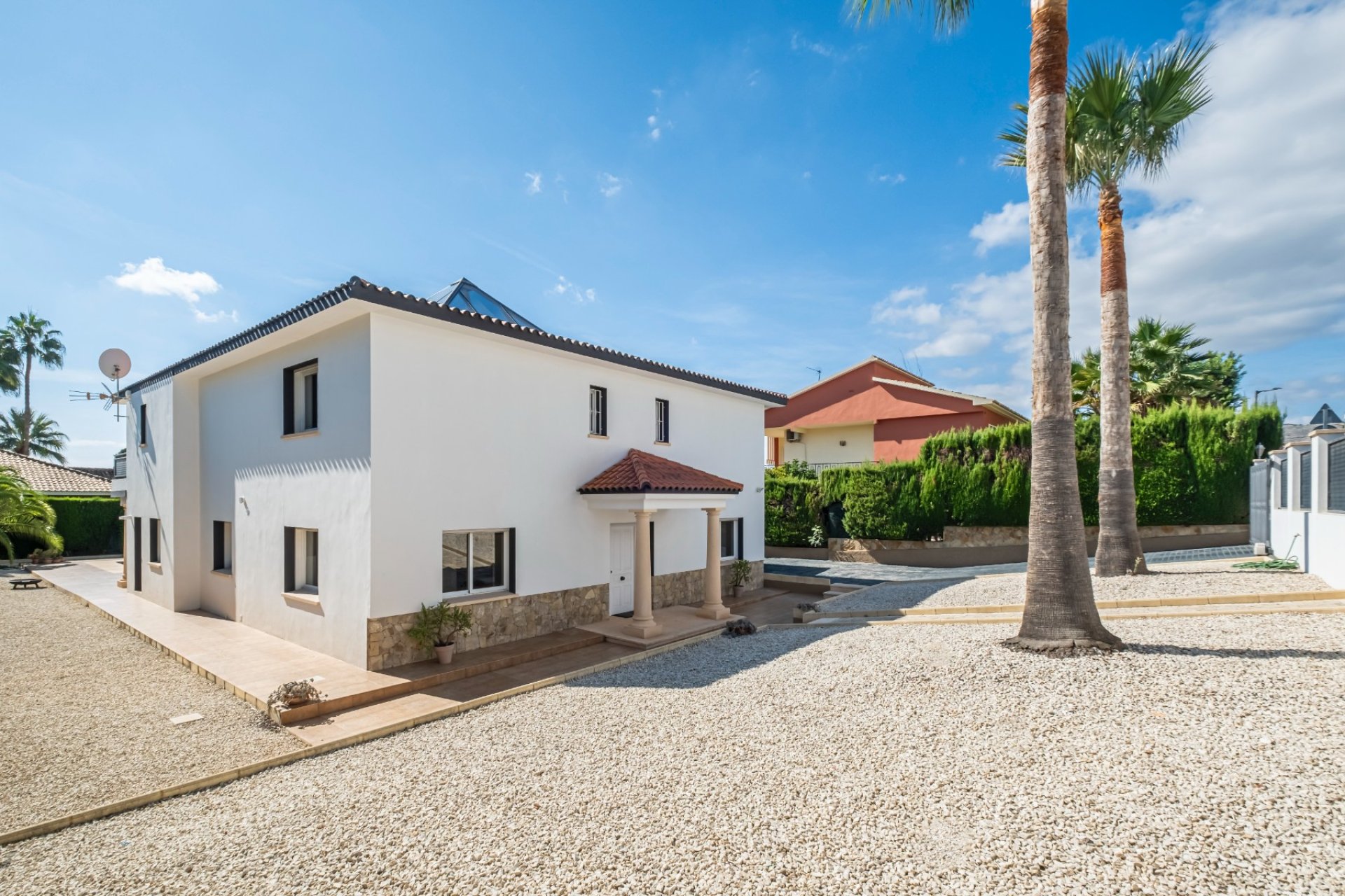 Resale - Villa - Benidorm