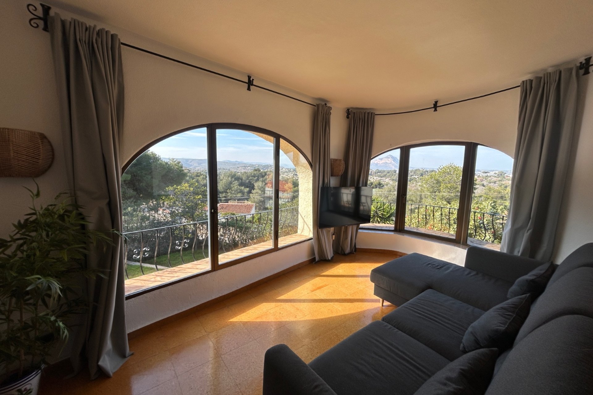 Resale - Villa - Jávea - Montgó