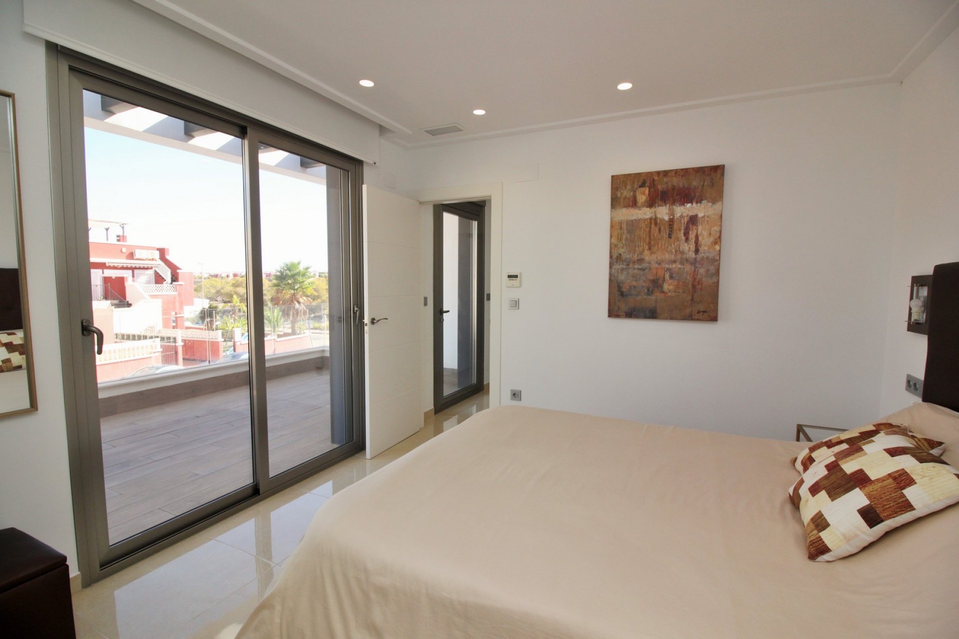 Resale - Villa - Villamartín