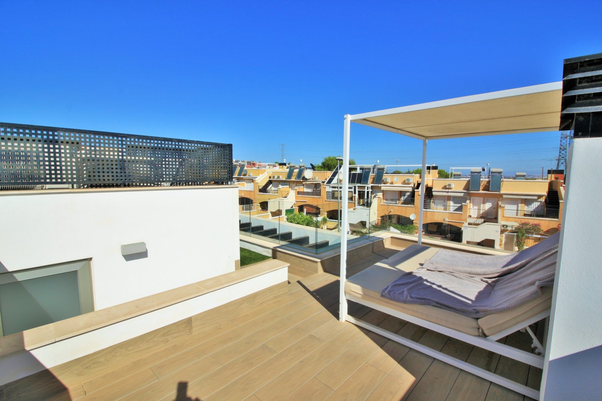 Resale - Villa - Villamartín