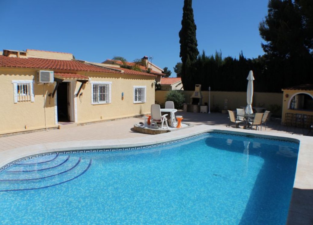 Reventa - Villa - Alfas del Pí - Urbanizaciones