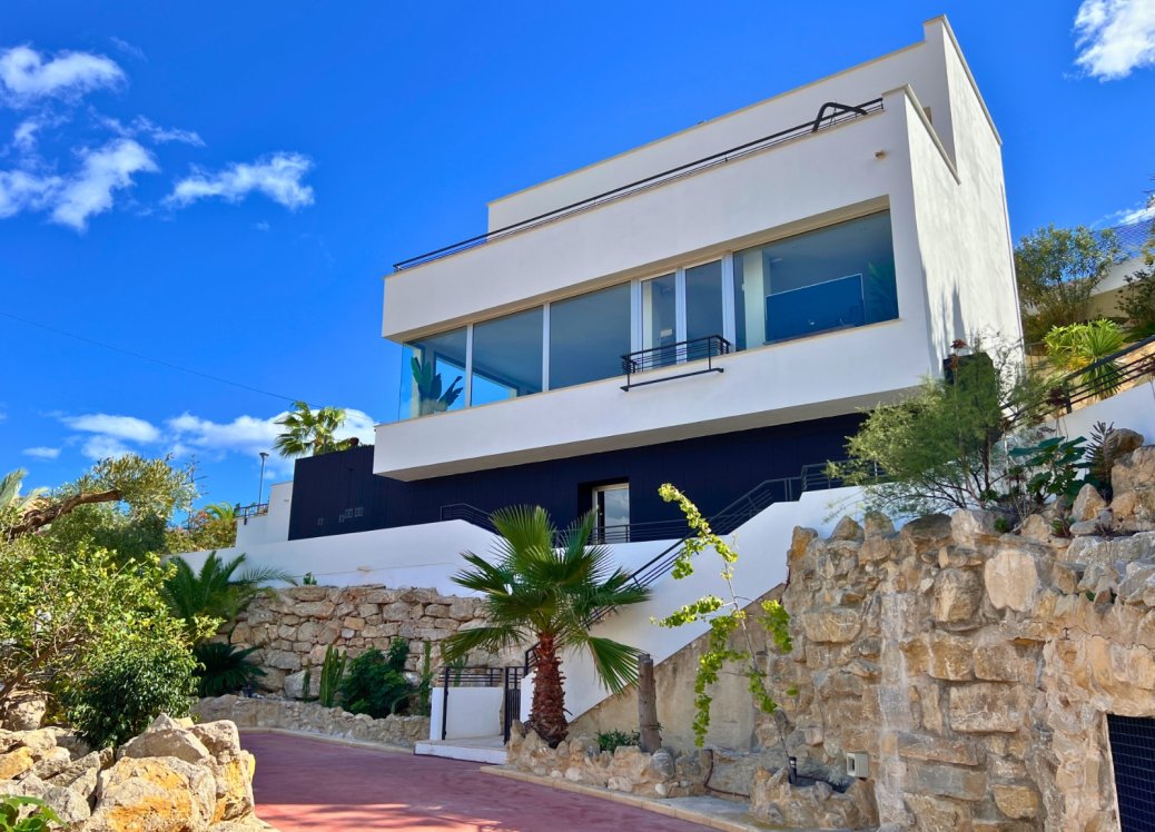 Reventa - Villa - El Campello - Pueblo Acantilado - Venta Lanuza