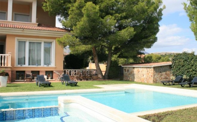 Townhouse - Resale - Alfas del Pí - Colonia Escandinavia-Cautivador