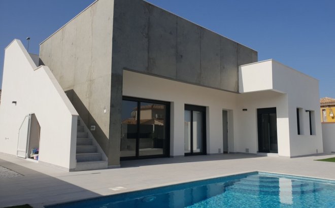 Villa - New Build - Pilar de la Horadada - Pinar de Campoverde