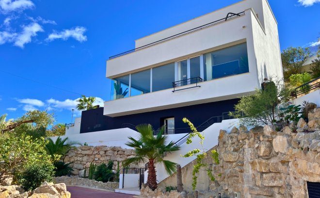 Villa - Reventa - El Campello - Pueblo Acantilado - Venta Lanuza