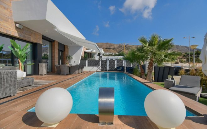 Resale - Villa - Finestrat