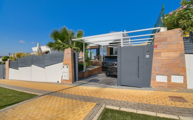 Resale - Villa - Finestrat