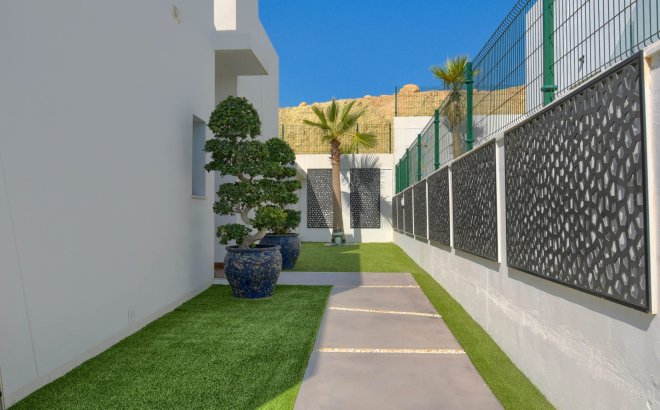 Resale - Villa - Finestrat