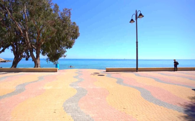 Resale - Apartment - Villajoyosa
