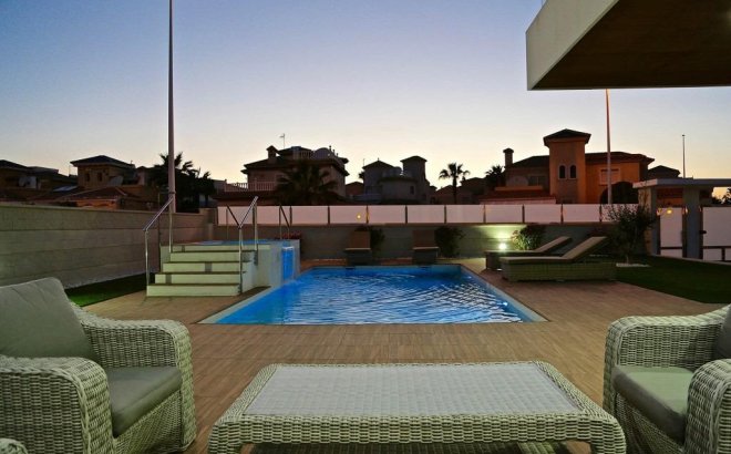 Nieuwbouw Woningen - Villa - Orihuela Costa - Dehesa de campoamor