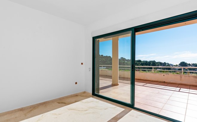 Resale - Apartment - Altea