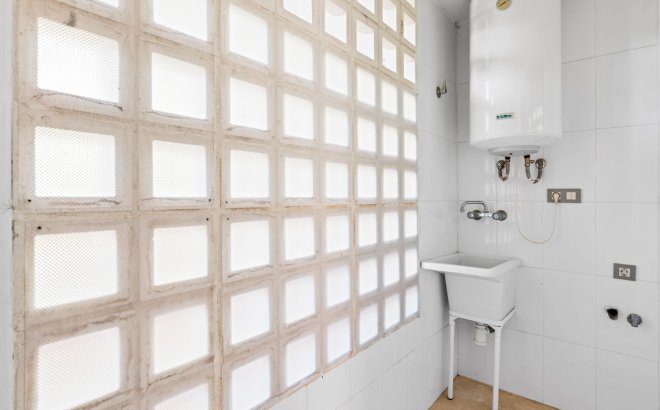 Resale - Apartment - Altea