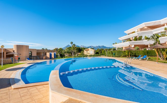 Resale - Apartment - Altea