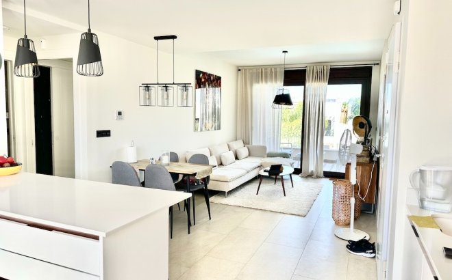 Bestaande bouw - Herenhuis - Torrevieja - Los Balcones