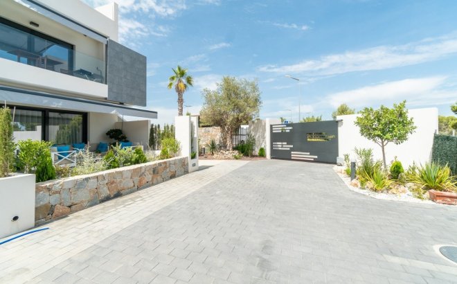 Obra nueva - Bungalow - Torrevieja - Los Balcones