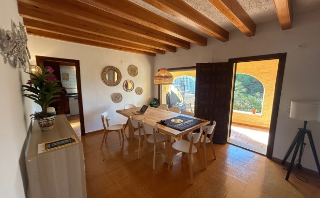 Bestaande bouw - Villa - Jávea - Montgó