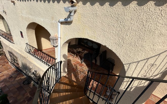 Bestaande bouw - Villa - Jávea - Montgó