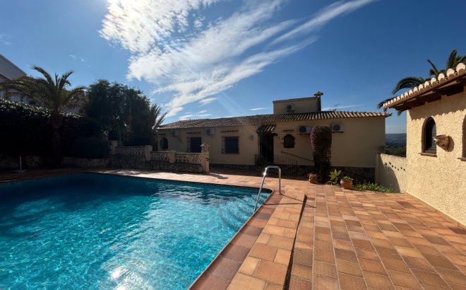 Bestaande bouw - Villa - Jávea - Montgó