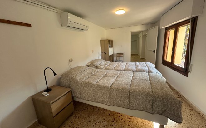 Bestaande bouw - Villa - Jávea - Montgó