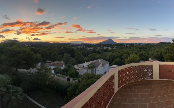 Bestaande bouw - Villa - Jávea - Montgó