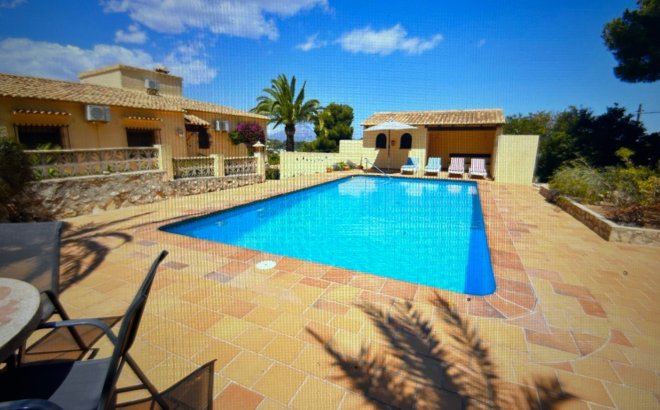 Bestaande bouw - Villa - Jávea - Montgó