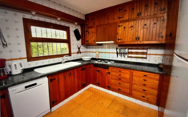 Bestaande bouw - Villa - Jávea - Montgó