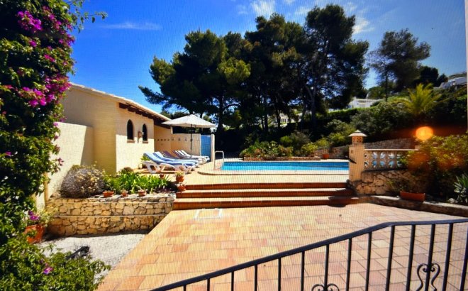 Bestaande bouw - Villa - Jávea - Montgó