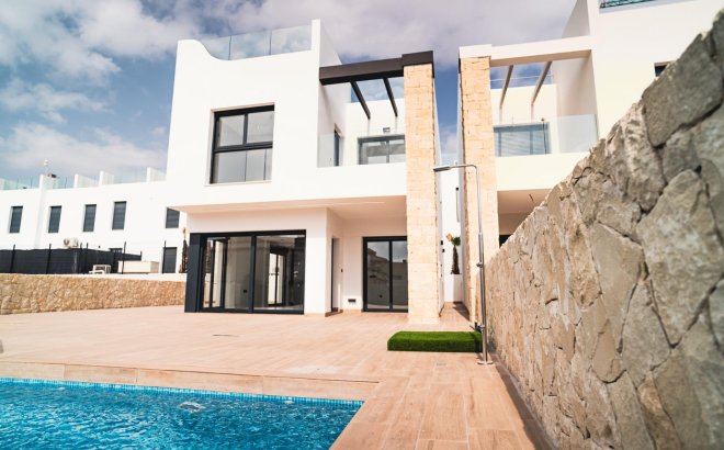 Obra nueva - Villa - Orihuela Costa - Punta Prima
