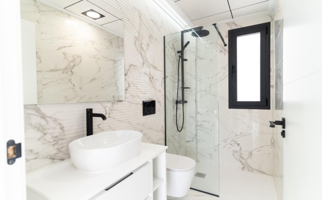 Obra nueva - Villa - Orihuela Costa - Punta Prima