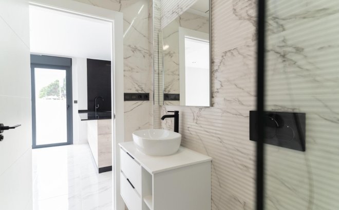 Obra nueva - Villa - Orihuela Costa - Punta Prima