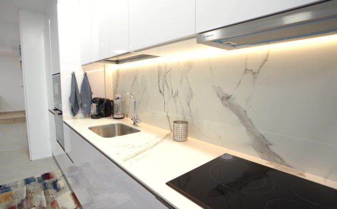 Resale - Apartment - Finestrat