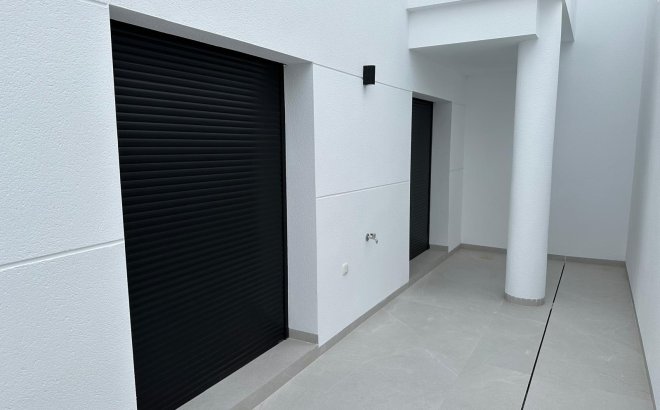 Bestaande bouw - Villa - Ciudad Quesada