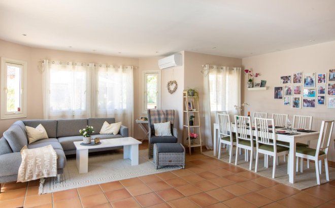 Reventa - Villa - Alfas del Pí