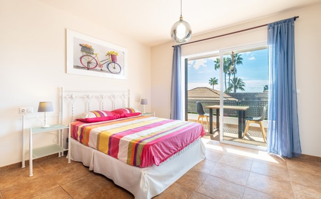 Resale - Villa - Benidorm